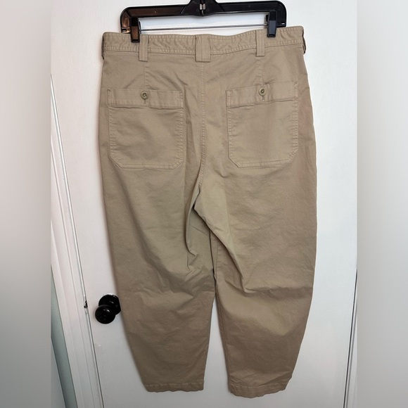Banana Republic Tan Barrel Pants - Picture 7 of 8
